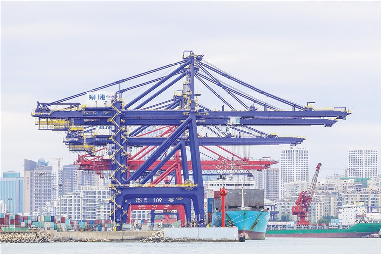 海南上半年货物贸易进出口总额实现快速增长