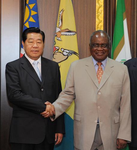 全国政协主席贾庆林会见纳米比亚总统波汉巴 