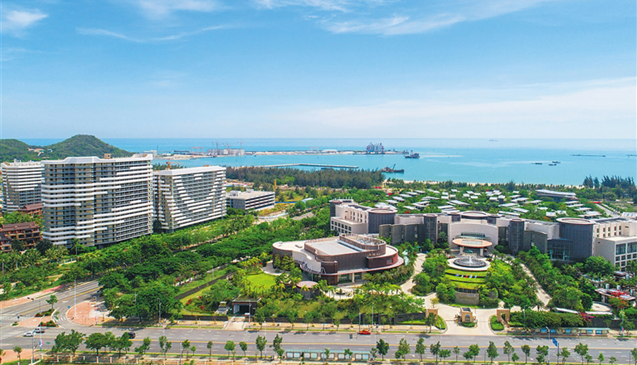 俯瞰加速建设中的三亚崖州湾科技城