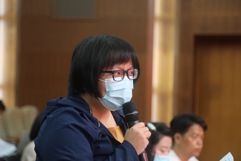 香港商报记者