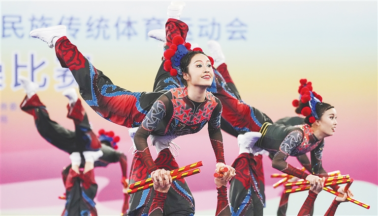 当非遗邂逅健身操 惊艳！