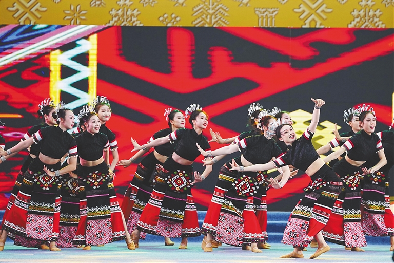 2024年海南“三月三”主会场节庆活动在保亭举行